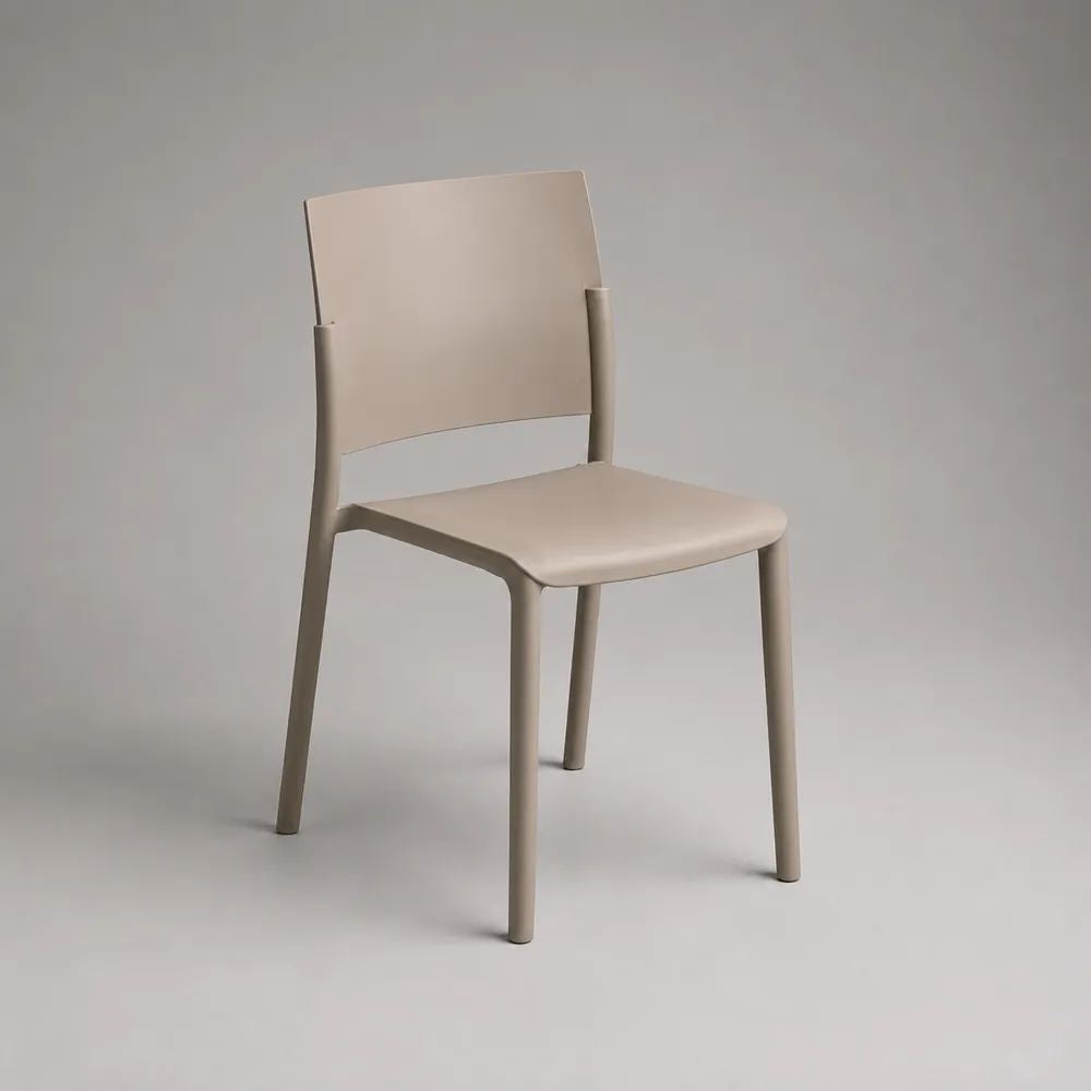 Sedia da pranzo beige in polipropilene e acciaio con schienale rettangolare, 49 × 52 × 82 cm